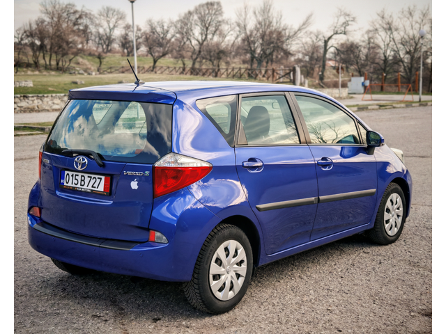 Toyota Verso 1.4 D-4D - автомобили, коли, обяви за нови и употребявани 6