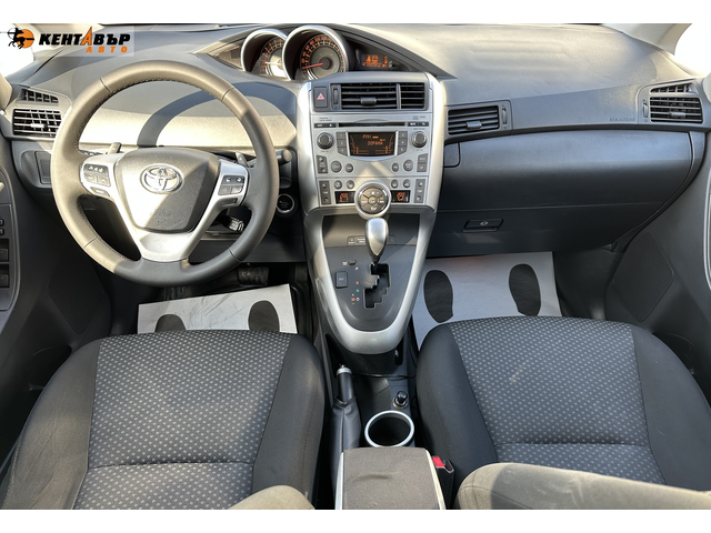 Toyota Verso 1.8i 147 к.с. - автомобили, коли, обяви за нови и употребявани 10