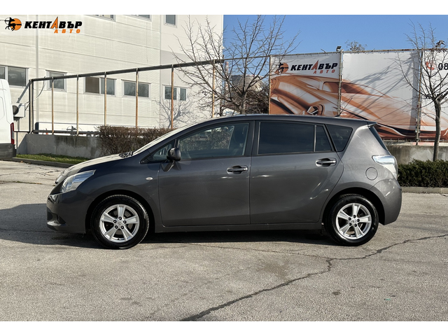 Toyota Verso 1.8i 147 к.с. - автомобили, коли, обяви за нови и употребявани 1
