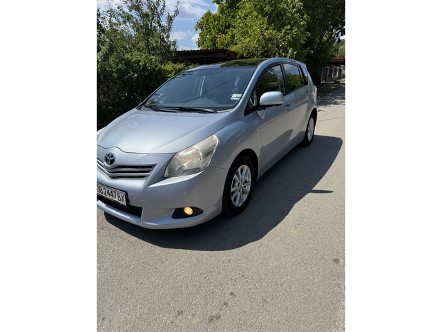 Toyota Verso, 2011 г., 22222222 км, 126 к.с. - автомобили, коли, обяви за нови и употребявани 0