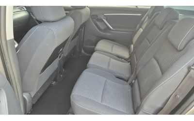 Toyota Verso 1.6 дизел 112к.с. - автомобили, коли, обяви за нови и употребявани 12