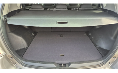 Toyota Verso 1.6 дизел 112к.с. - автомобили, коли, обяви за нови и употребявани 15