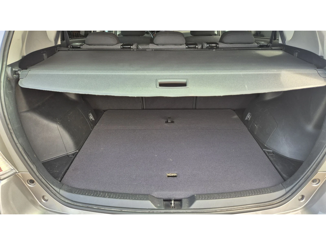 Toyota Verso 1.6 дизел 112к.с. - автомобили, коли, обяви за нови и употребявани 15