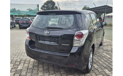 Toyota Verso 2.0 диз 7места 127к.с. - автомобили, коли, обяви за нови и употребявани 7