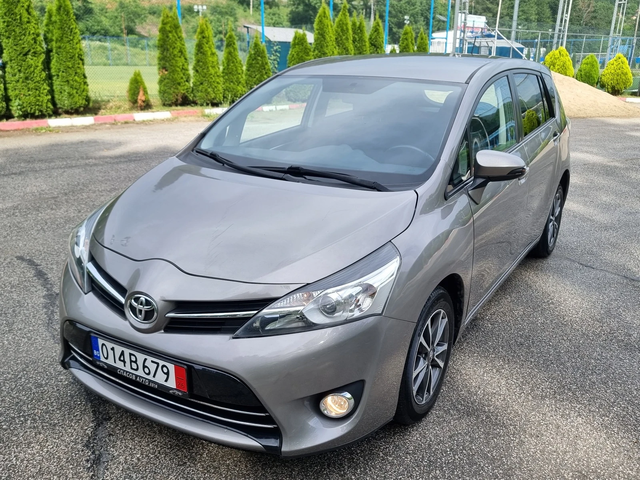 Toyota Verso 1.6 Navig/Klimatron/7mesta - автомобили, коли, обяви за нови и употребявани 1