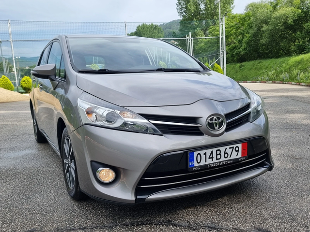 Toyota Verso 1.6 Navig/Klimatron/7mesta - автомобили, коли, обяви за нови и употребявани 7