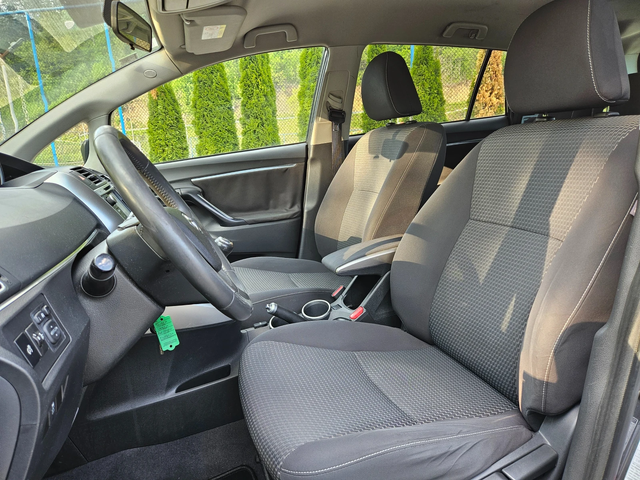 Toyota Verso Facelift/7mesta/Navigacia - автомобили, коли, обяви за нови и употребявани 10