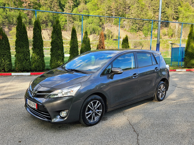 Toyota Verso Facelift/7mesta/Navigacia - автомобили, коли, обяви за нови и употребявани 1