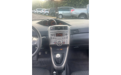Toyota Verso 2.0D4D 126kc FACE - автомобили, коли, обяви за нови и употребявани 11
