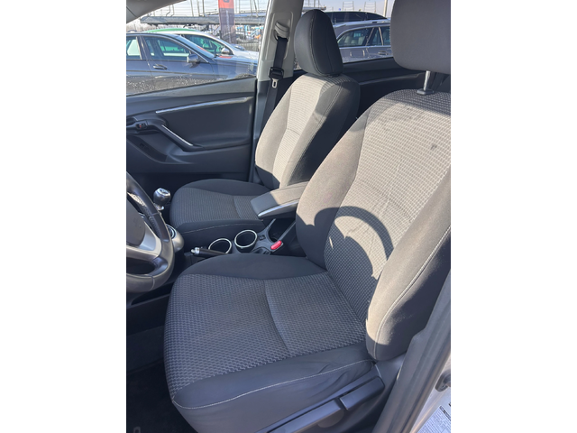 Toyota Verso 1.6D-4D NAVI 6+ 1 EURO 5 - автомобили, коли, обяви за нови и употребявани 12