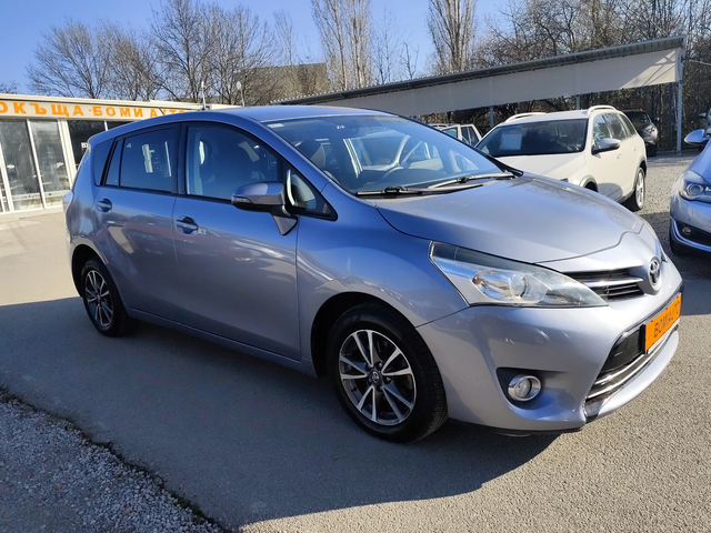 Toyota Verso 1.6VVT-i* FACE* 7 MECTA* EURO5B* NAVI* CAMERA* - автомобили, коли, обяви за нови и употребявани 2