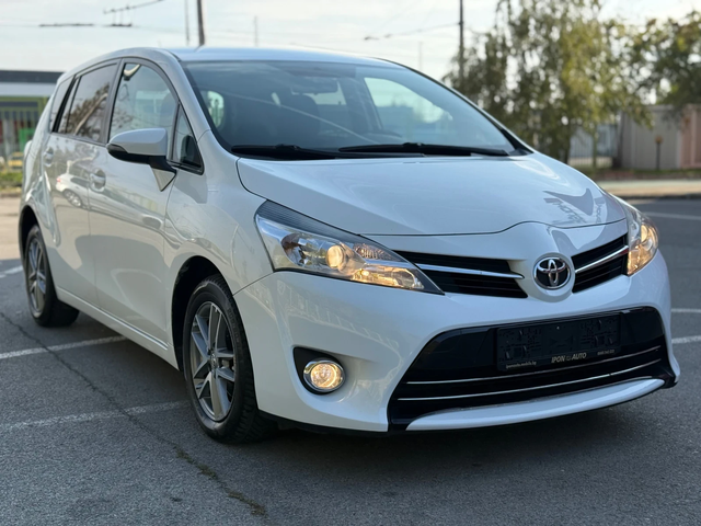 Toyota Verso 6скорости* КАМЕРА* АВТОПИЛОТ* КЛИМАТРОНИК* КСЕНОН - автомобили, коли, обяви за нови и употребявани 0