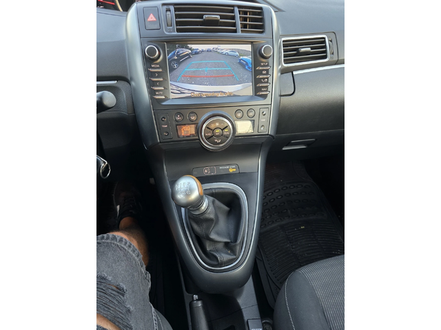 Toyota Verso - автомобили, коли, обяви за нови и употребявани 9