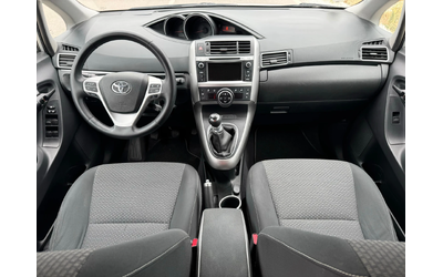 Toyota Verso 2.0 D-4D / EXECUTIVE / NAVI / CAMERA / PANORAMA - автомобили, коли, обяви за нови и употребявани 9