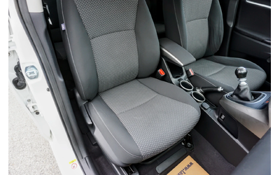 Toyota Verso 2.0D ACTIVE - автомобили, коли, обяви за нови и употребявани 10