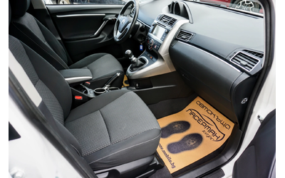 Toyota Verso 2.0D ACTIVE - автомобили, коли, обяви за нови и употребявани 8