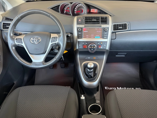 Toyota Verso 1.8-VALVEMATIC-147ps-7места-ПЪЛНА СЕРВИЗНА ИСТОРИЯ - автомобили, коли, обяви за нови и употребявани 8