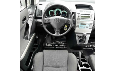 Toyota Verso 2.2D 182000KM - автомобили, коли, обяви за нови и употребявани 9
