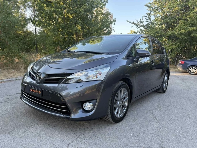 Toyota Verso 1.8 i FULL FULL - автомобили, коли, обяви за нови и употребявани 0