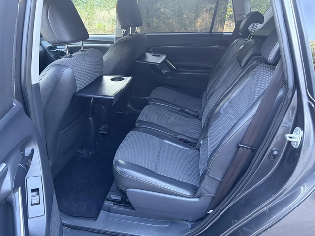 Toyota Verso 1.8 i FULL FULL - автомобили, коли, обяви за нови и употребявани 11