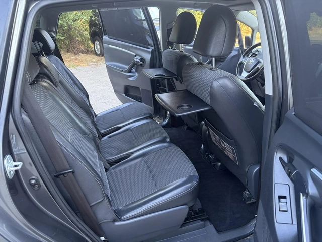 Toyota Verso 1.8 i FULL FULL - автомобили, коли, обяви за нови и употребявани 12