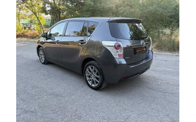 Toyota Verso 1.8 i FULL FULL - автомобили, коли, обяви за нови и употребявани 6