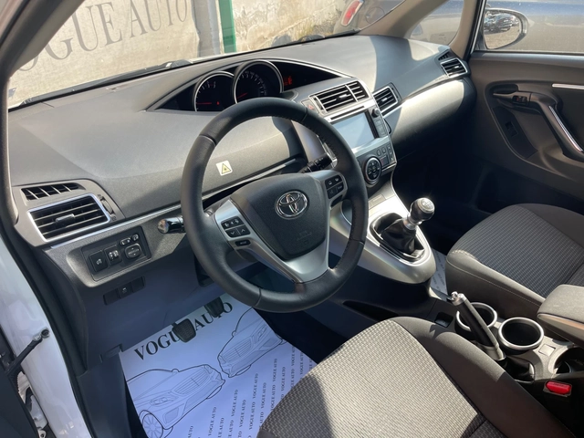Toyota Verso D4D* НАВИГАЦИЯ* КАМЕРА* 7 МЕСТА - автомобили, коли, обяви за нови и употребявани 10