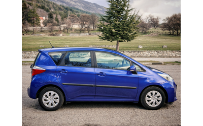 Toyota Verso S 1.4 D-4D - автомобили, коли, обяви за нови и употребявани 7