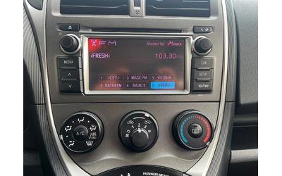 Toyota Verso S 1.33 i 100k.c - автомобили, коли, обяви за нови и употребявани 11