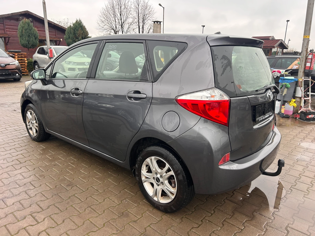 Toyota Verso S 1.4D-4D EURO 5 - автомобили, коли, обяви за нови и употребявани 7