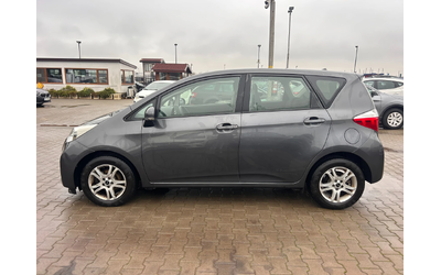 Toyota Verso S 1.4D-4D EURO 5 - автомобили, коли, обяви за нови и употребявани 8