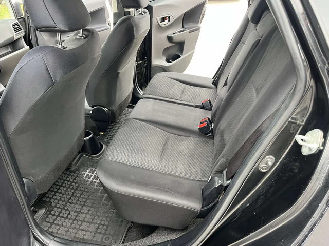 Toyota Verso S 1.4 D4D 90кс 6 СКОРОСТИ EURO 5A КЛИМАТРОНИК - автомобили, коли, обяви за нови и употребявани 8