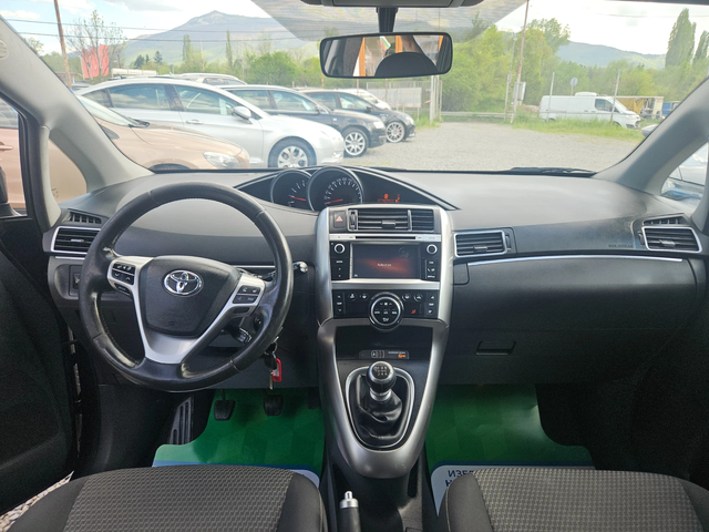 Toyota Verso Toyota Verso 1.6 D4D - автомобили, коли, обяви за нови и употребявани 6