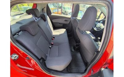 Toyota Yaris 1.0VVT-i - автомобили, коли, обяви за нови и употребявани 15