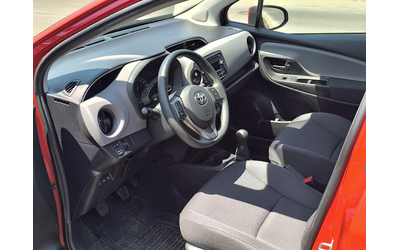 Toyota Yaris 1.0VVT-i - автомобили, коли, обяви за нови и употребявани 7