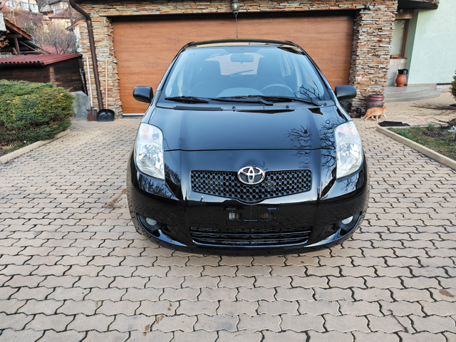 Toyota Yaris 1.3-газова уредба - автомобили, коли, обяви за нови и употребявани 1