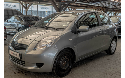 toyota-yaris-1-3-vvt-i-avtomatik - 2