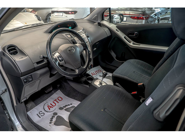 Toyota Yaris 1.3 VVT-i/Автоматик - автомобили, коли, обяви за нови и употребявани 6