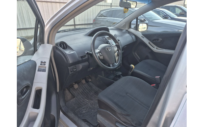 Toyota Yaris Yaris - автомобили, коли, обяви за нови и употребявани 11