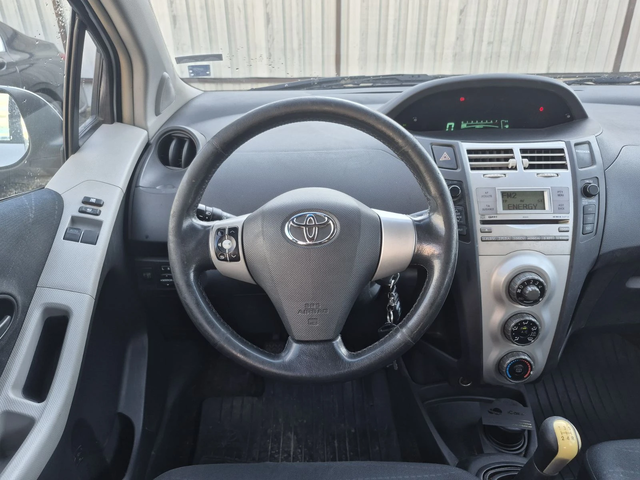 Toyota Yaris Yaris - автомобили, коли, обяви за нови и употребявани 13