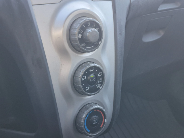 Toyota Yaris Yaris - автомобили, коли, обяви за нови и употребявани 14