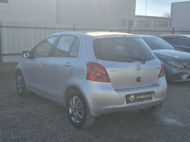 Toyota Yaris Yaris - автомобили, коли, обяви за нови и употребявани 6