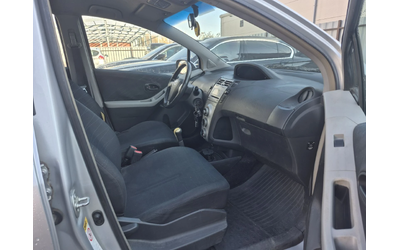 Toyota Yaris Yaris - автомобили, коли, обяви за нови и употребявани 7