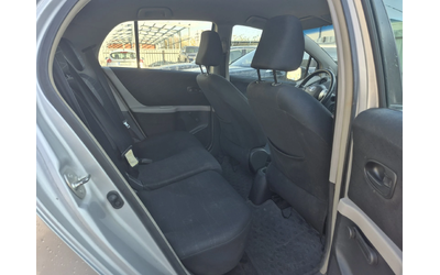 Toyota Yaris Yaris - автомобили, коли, обяви за нови и употребявани 8