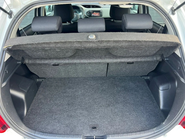 Toyota Yaris 1.4D-4D - автомобили, коли, обяви за нови и употребявани 6