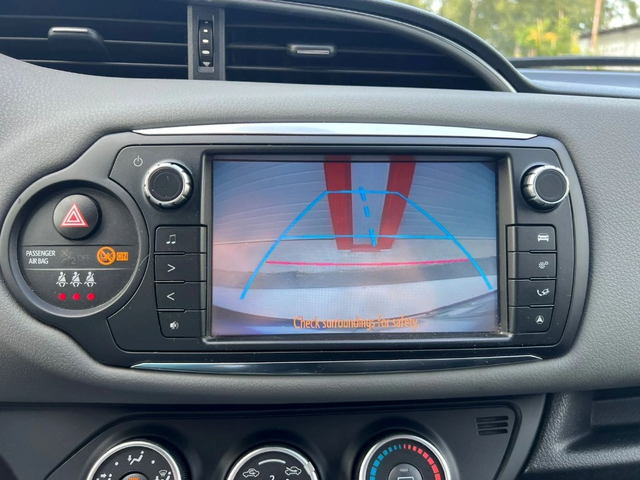 Toyota Yaris 1.4D-4D - автомобили, коли, обяви за нови и употребявани 9