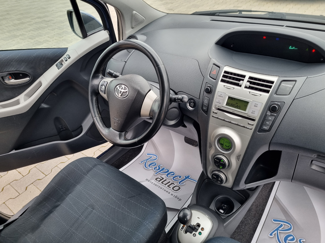 Toyota Yaris 1.4D4D-АВТОМАТИК - автомобили, коли, обяви за нови и употребявани 12