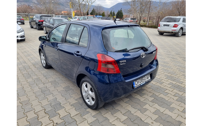 toyota-yaris-1-4d4d-avtomatik - 3