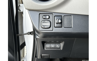 Toyota Yaris 1.5 VVT-i Automatic - автомобили, коли, обяви за нови и употребявани 6