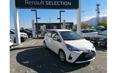 toyota-yaris-1-5-vvt-i-hybrid - 0